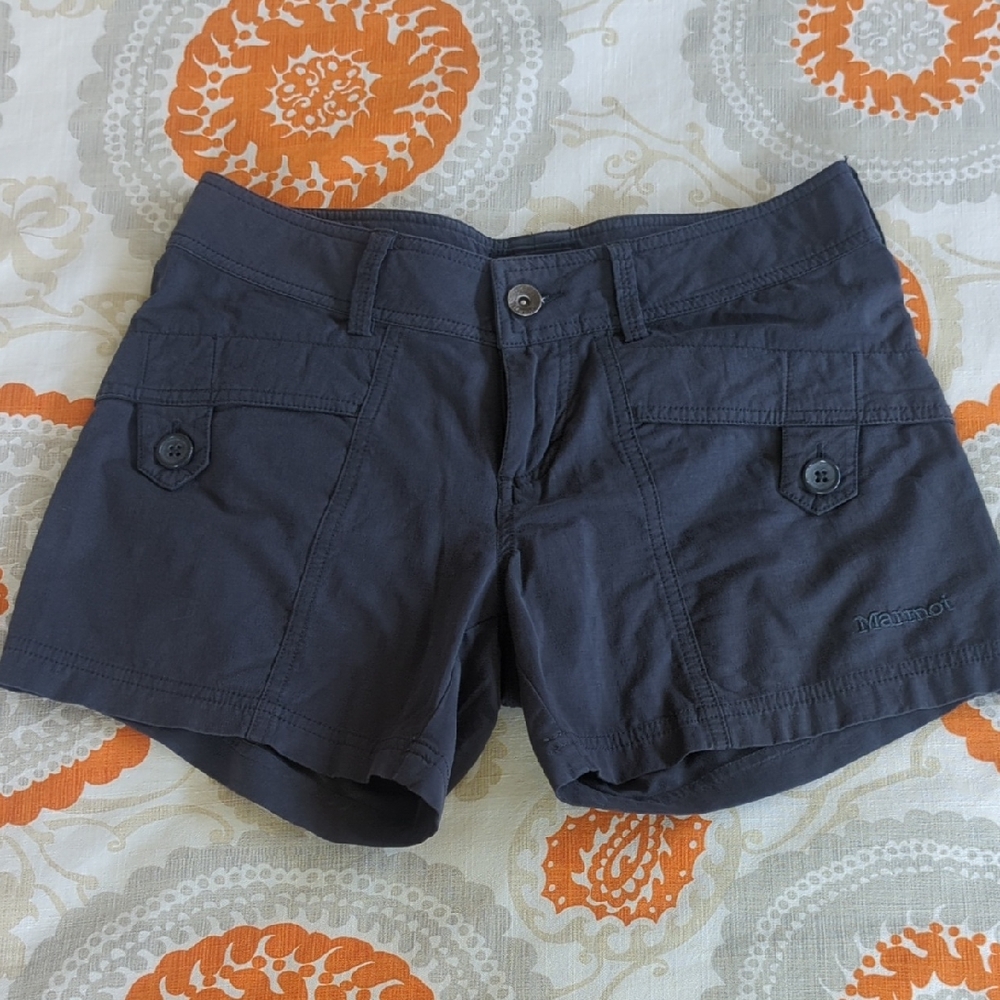 Marmot Blue Cargo Shorts with Classic Design